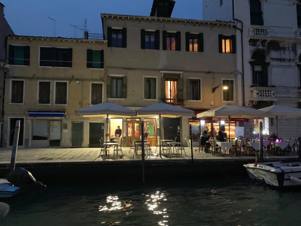 Eagle'S Nest Venice Guest House Ngoại thất bức ảnh